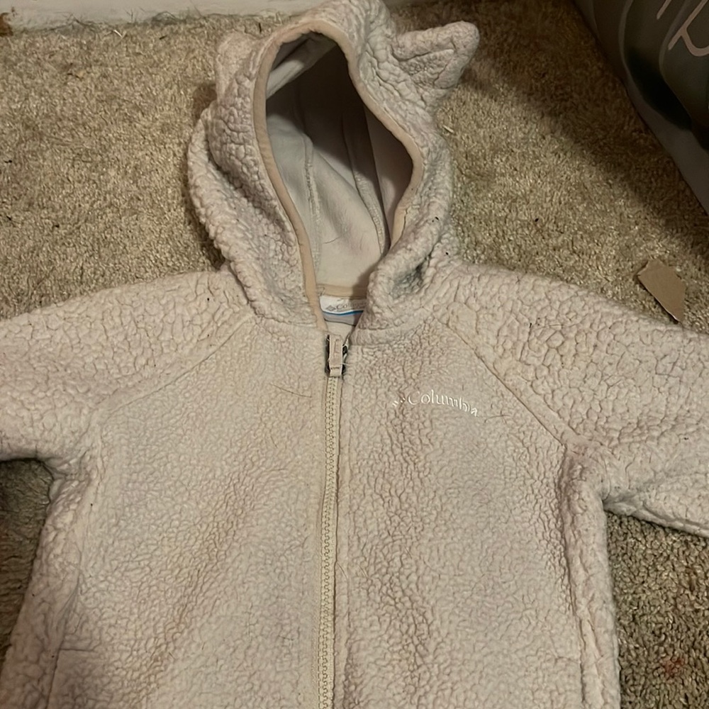 Columbia sweater